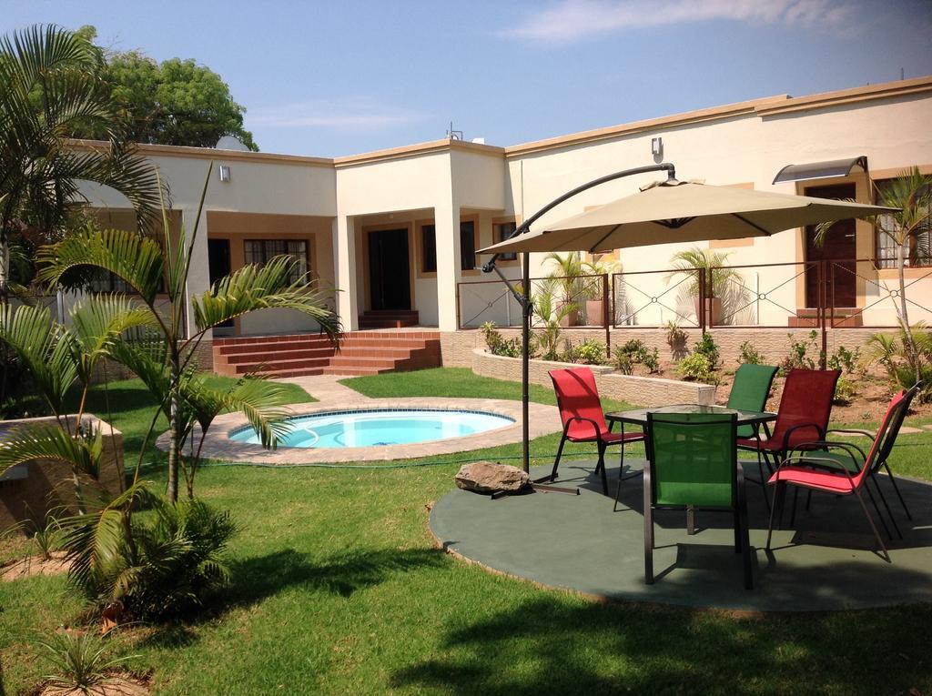 Amigos Bed & Breakfast - No Loadshedding Mbombela Extérieur photo