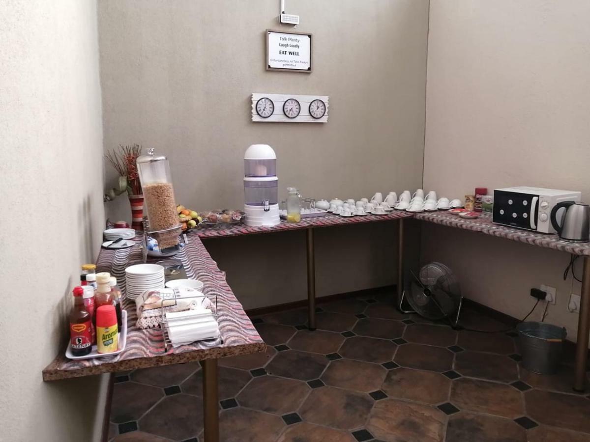 Amigos Bed & Breakfast - No Loadshedding Mbombela Extérieur photo