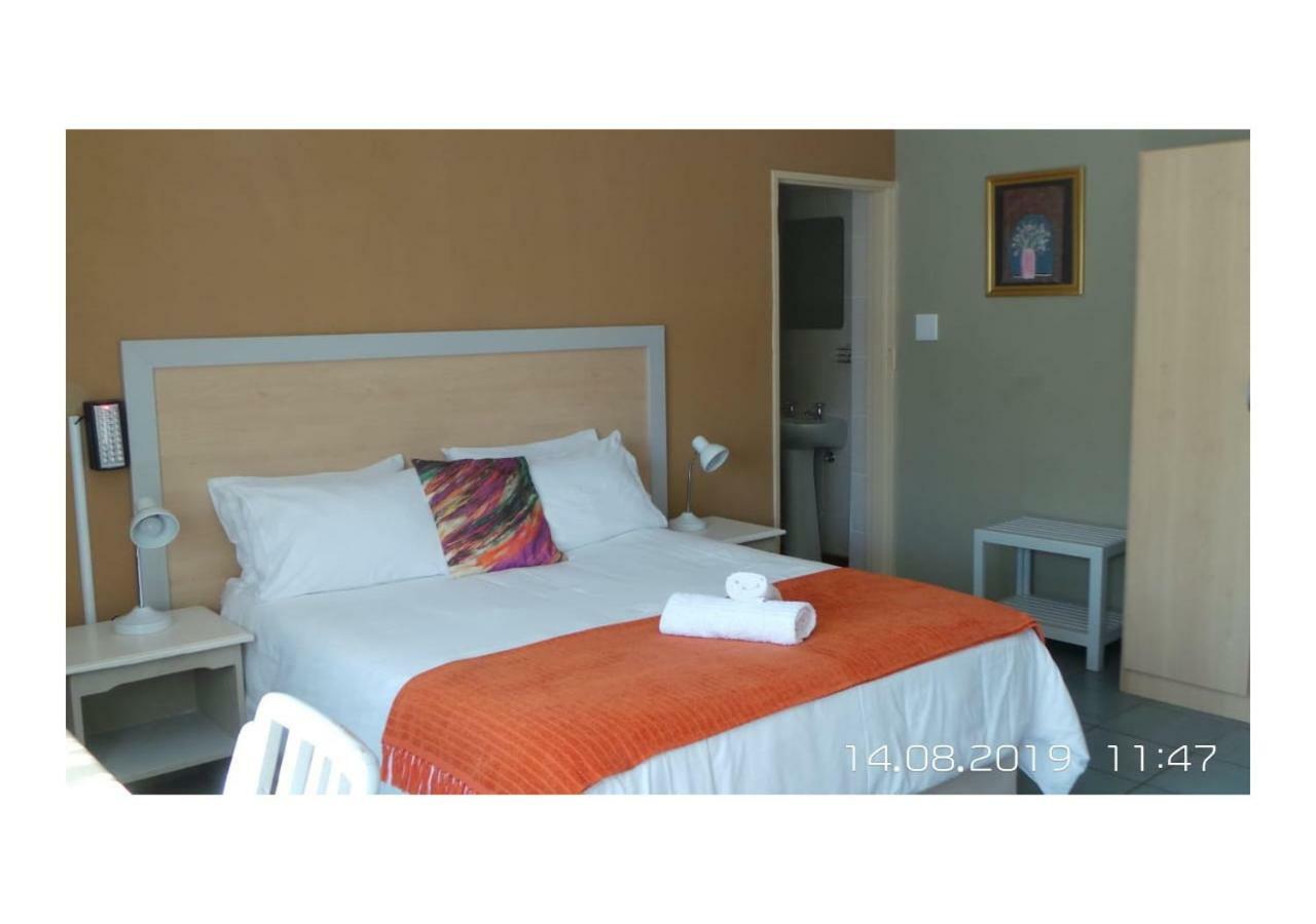 Amigos Bed & Breakfast - No Loadshedding Mbombela Extérieur photo